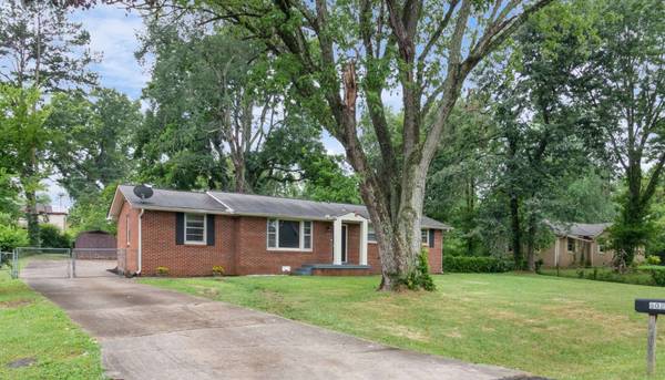 602 Mayflower St, Clarksville, TN 37042