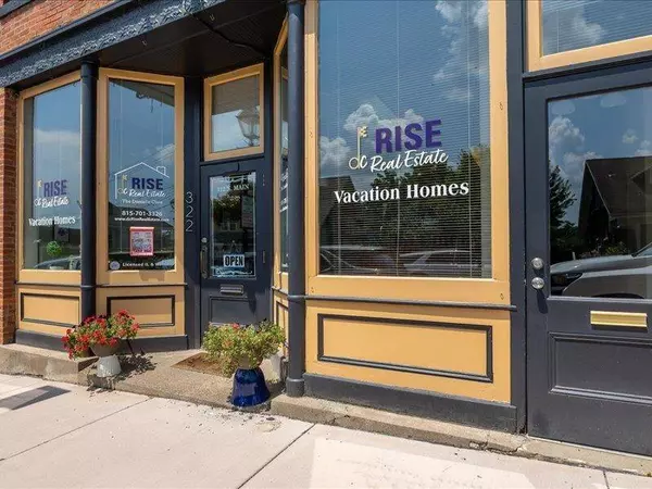 322 N Main Street 323 N. Bench St., Galena, IL 61036