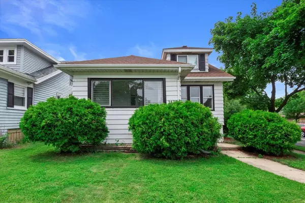 2579 N 58th STREET, Milwaukee, WI 53210