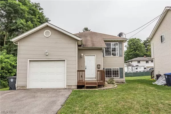 366 W Waterloo RD, Akron, OH 44314