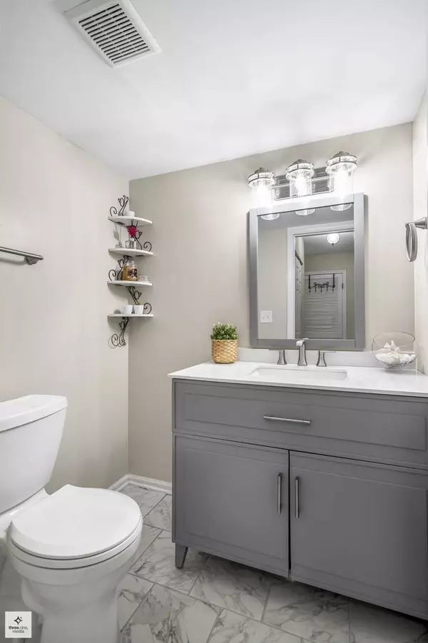 1255 SUMAC TRL, Hoffman Estates, IL 60192