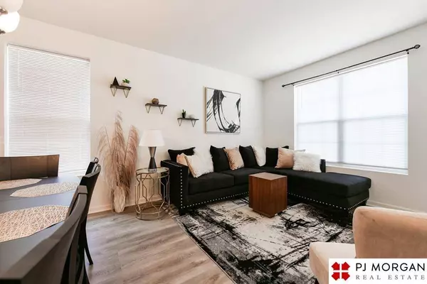 7380 N 89th Avenue, Omaha, NE 68122