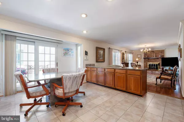 5611 KEMP LN, Burke, VA 22015