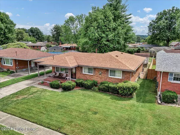 1310 Rhonda WAY, Louisville, KY 40216