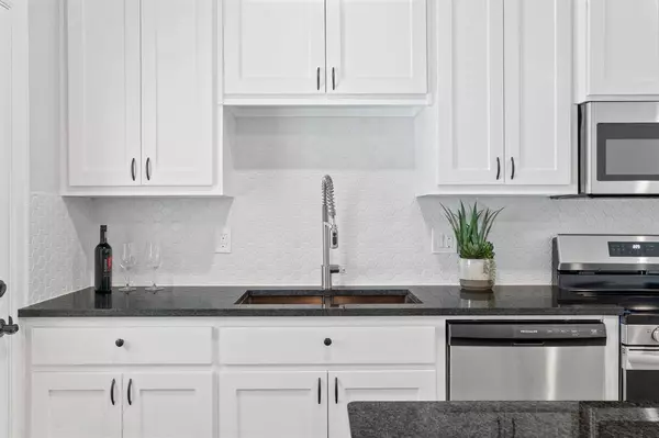 2205 Polk Street, Greenville, TX 75401