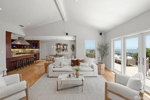 6 Del Rey CT, San Carlos, CA 94070