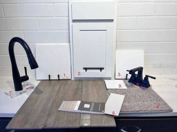 708 GRIFFON AVE, Lake Alfred, FL 33850