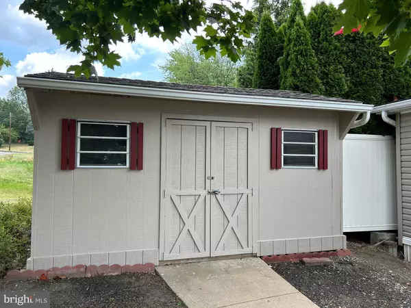 468 W CEDAR ST, Palmyra, PA 17078