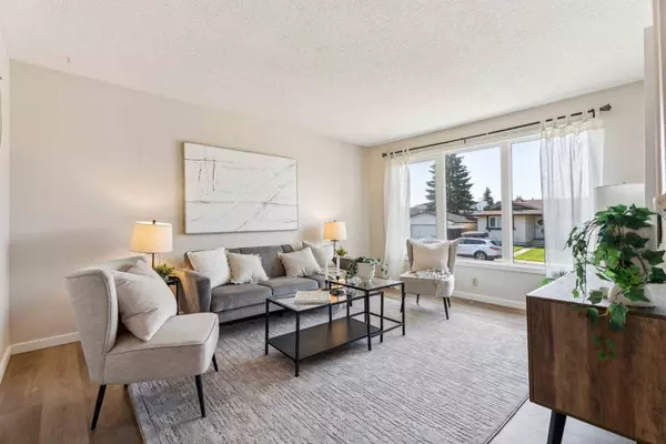 38 Sandstone CRES SE, Airdrie, AB T4B 1T5