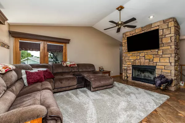 1A88 Mustang Lane, Apple River, IL 61001