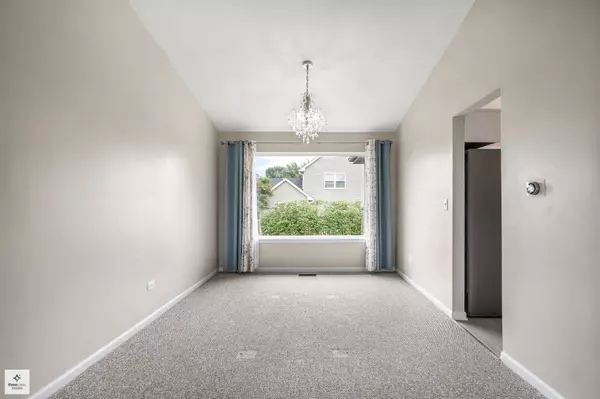 1255 SUMAC TRL, Hoffman Estates, IL 60192