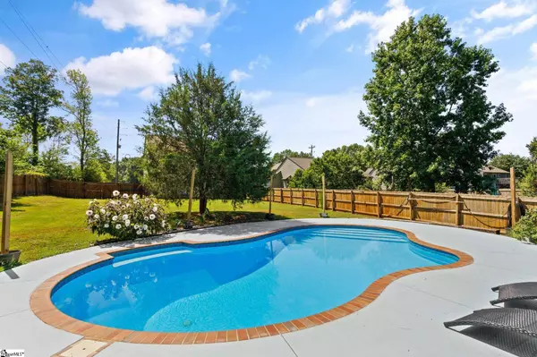 200 W Roper Road, Easley, SC 29640