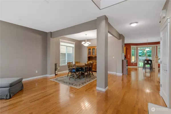 5162 W M CT, Washougal, WA 98671