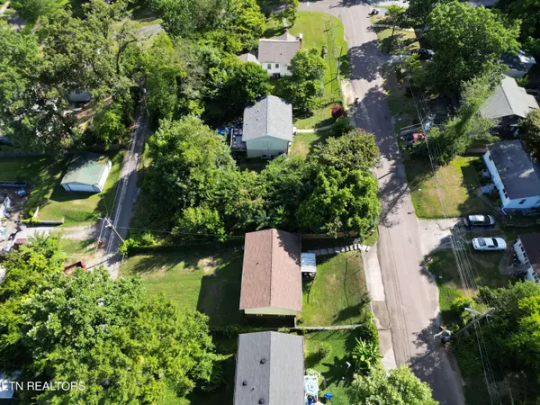 1012 Farragut Ave #1012, Knoxville, TN 37917