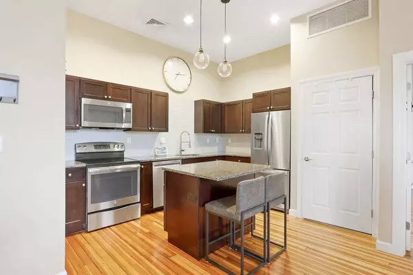 670-672 High St #6, Westwood, MA 02090