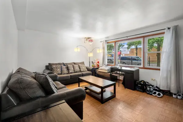 4301 W 63rd Street, Chicago, IL 60629