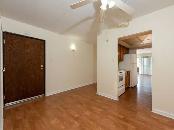 7945 Oketo Avenue #406, Bridgeview, IL 60455