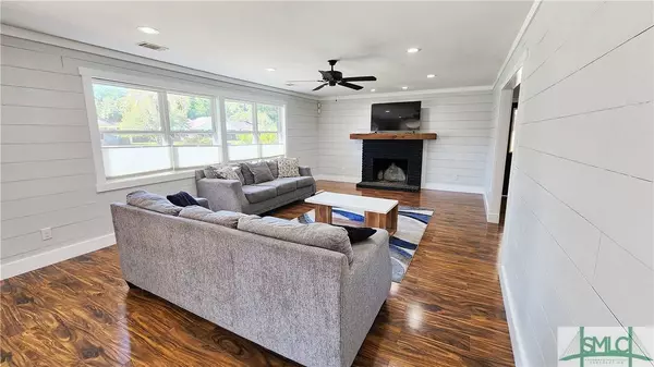 4 Fallowfield DR, Savannah, GA 31406