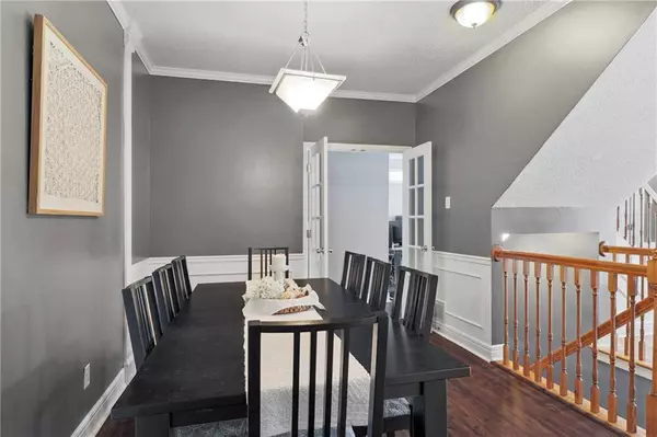 2117 SW Park AVE, Blue Springs, MO 64015