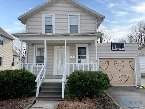1017 Dorr ST, Fremont, OH 43420