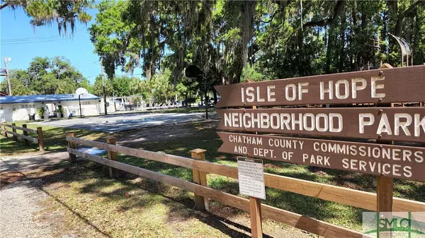 4 Fallowfield DR, Savannah, GA 31406