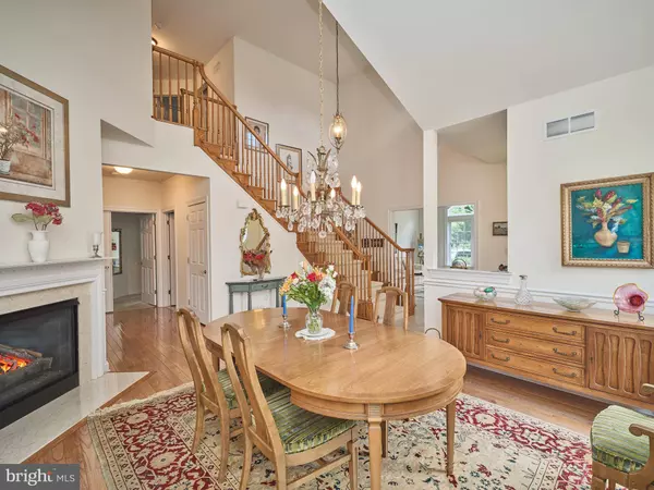 404 SNOWY OWL LN, New Hope, PA 18938