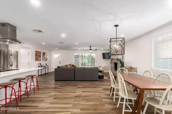 123 E CARTER Drive, Tempe, AZ 85282