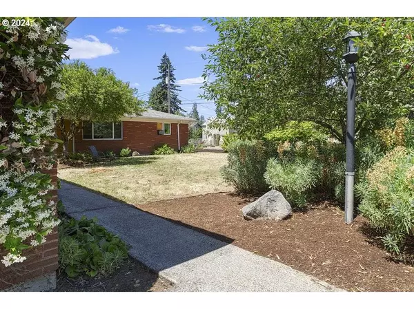6020 NE MILTON ST, Portland, OR 97213