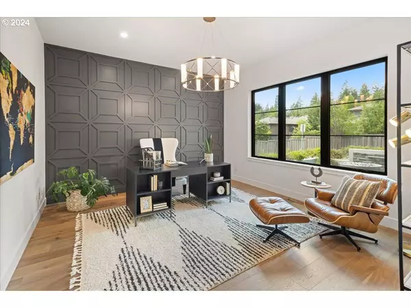 13770 GOODALL RD, Lake Oswego, OR 97034