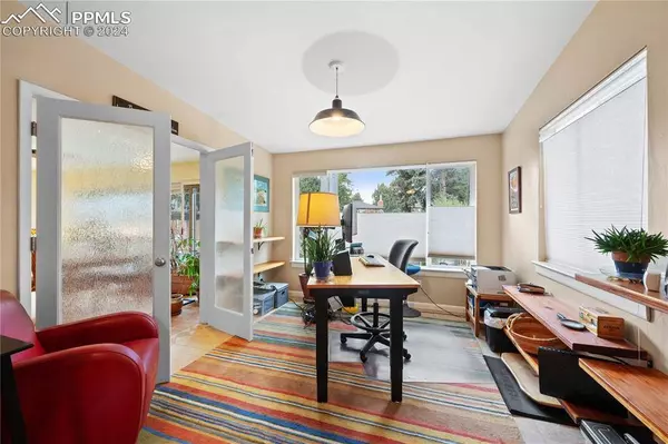 111 Pine AVE, Colorado Springs, CO 80906