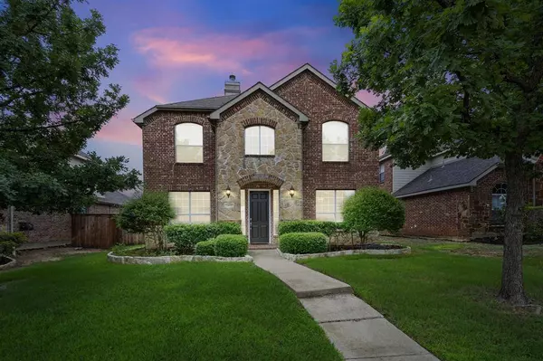 2801 Greenway Drive, Frisco, TX 75034