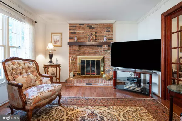 5611 KEMP LN, Burke, VA 22015