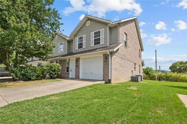 12267 Rambling Rose, Farmington, AR 72730