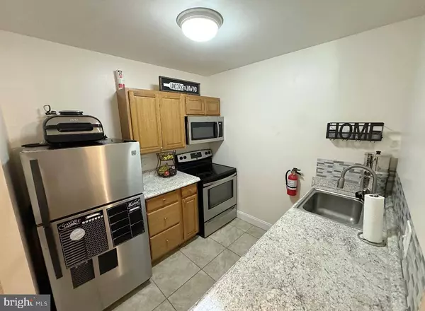 25 S CHURCH RD #67, Maple Shade, NJ 08052