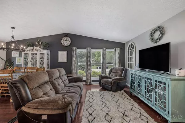 5520 Southgate Blvd, Fairfield, OH 45014