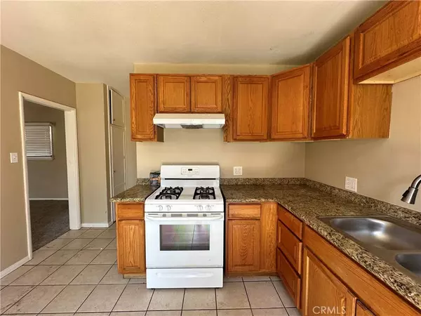 1721 E 21st ST, San Bernardino, CA 92404