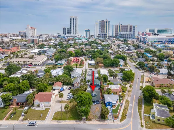 416 N PENINSULA DR, Daytona Beach, FL 32118