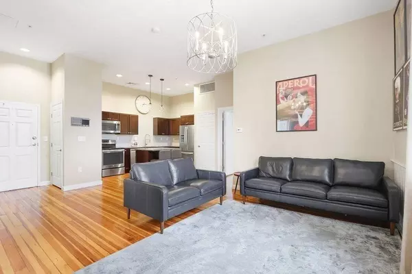 670-672 High St #6, Westwood, MA 02090