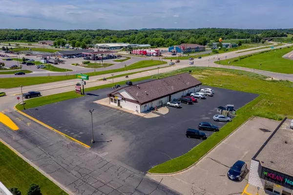 2933 New Pinery Road, Portage, WI 53901