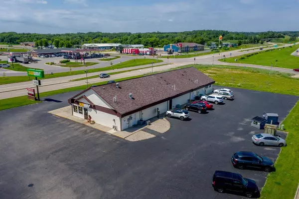 2933 New Pinery Road, Portage, WI 53901