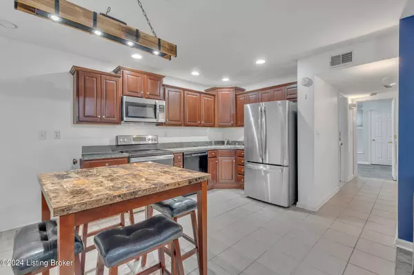 727 N Hite Ave #2, Louisville, KY 40206