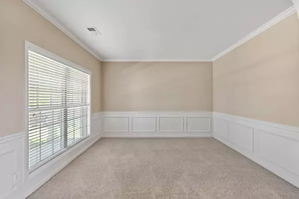 3304 Blackford Pkwy, Lexington, KY 40509