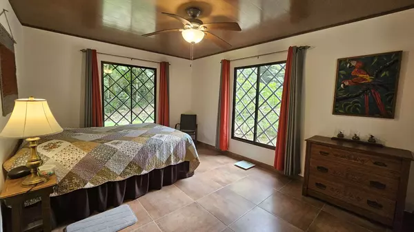 Casa Tumbas, Las Tumbas, Rica
