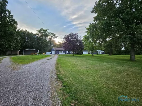 4913 County Road 18, Wauseon, OH 43567