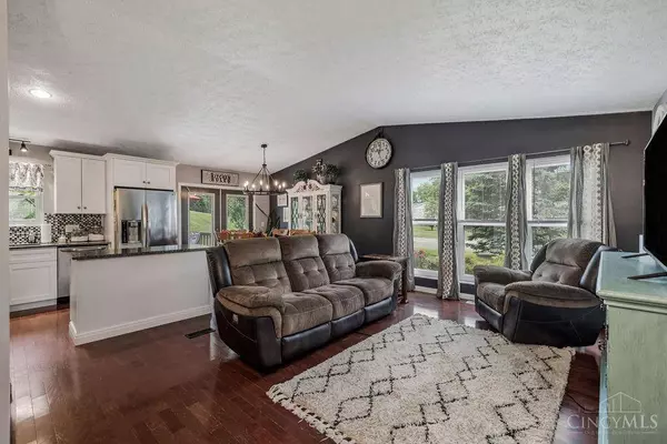 5520 Southgate Blvd, Fairfield, OH 45014