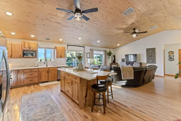 466 Bridle Valley Lane, Ignacio, CO 81137