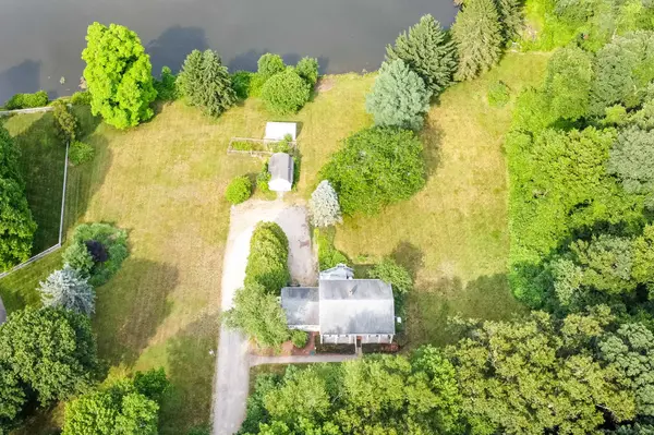 330 Staples Road, Easton, CT 06612