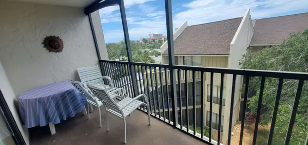 5880 Midnight Pass Rd, Sarasota, FL 34242-2102