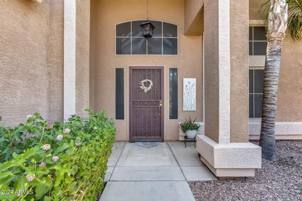 6831 W AURORA Drive, Glendale, AZ 85308