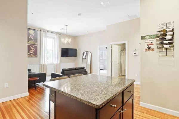 670-672 High St #6, Westwood, MA 02090